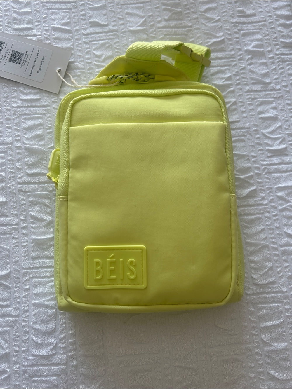 Beis Limone Sports Sling NWT Crossbody Bag Travel Vacation